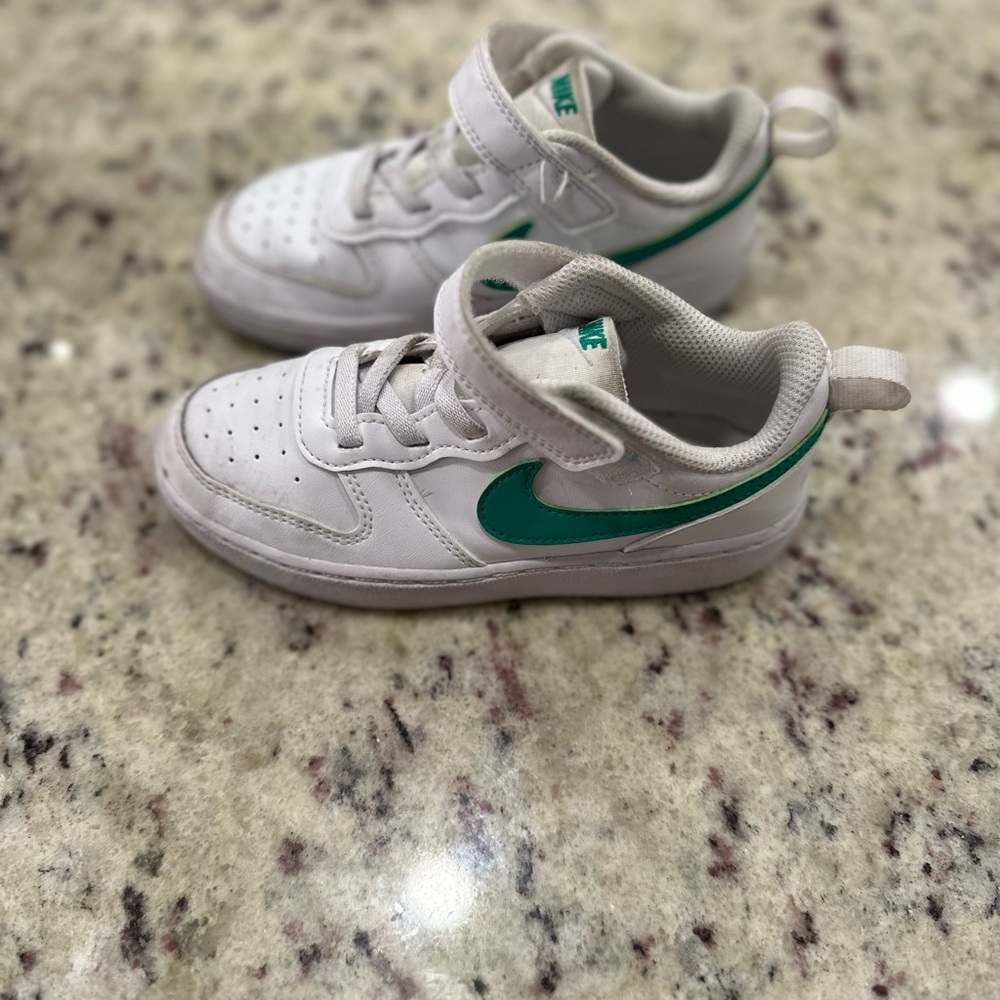 Nike Kids White and Green Sneakers